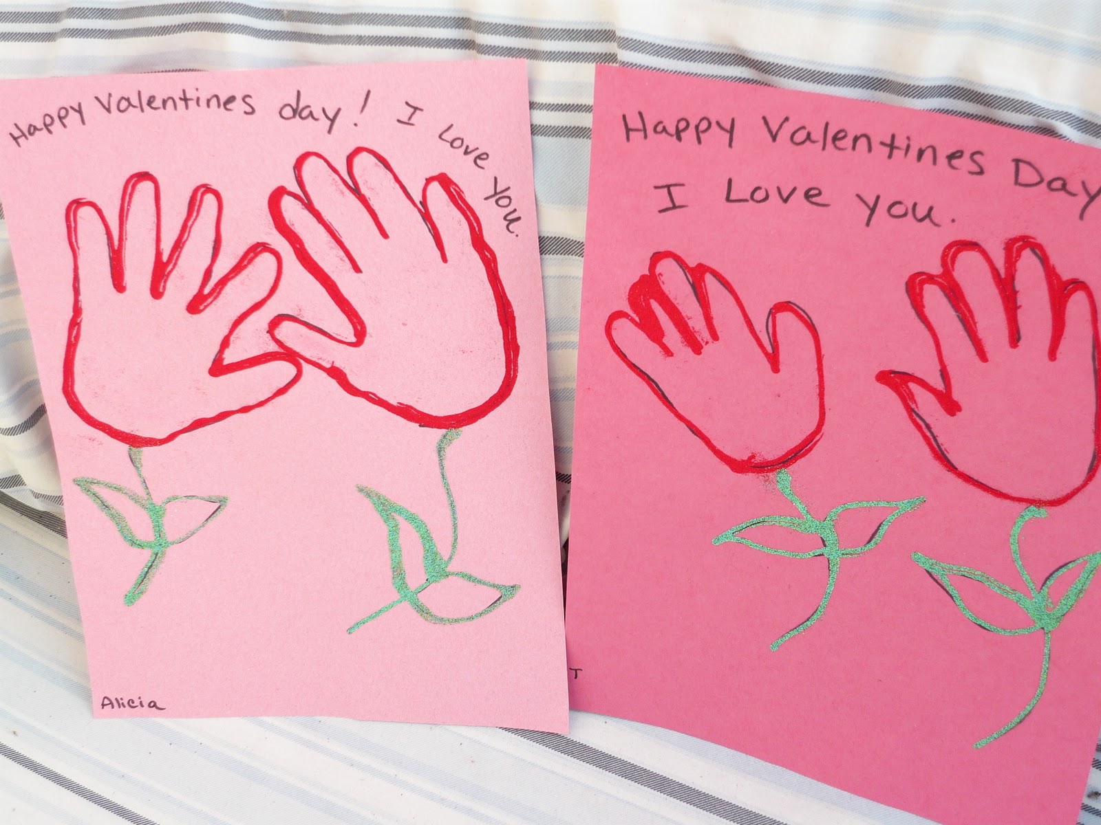 Valentines-day-crafts-for-toddlers-and-preschoolers-handprint-flowers